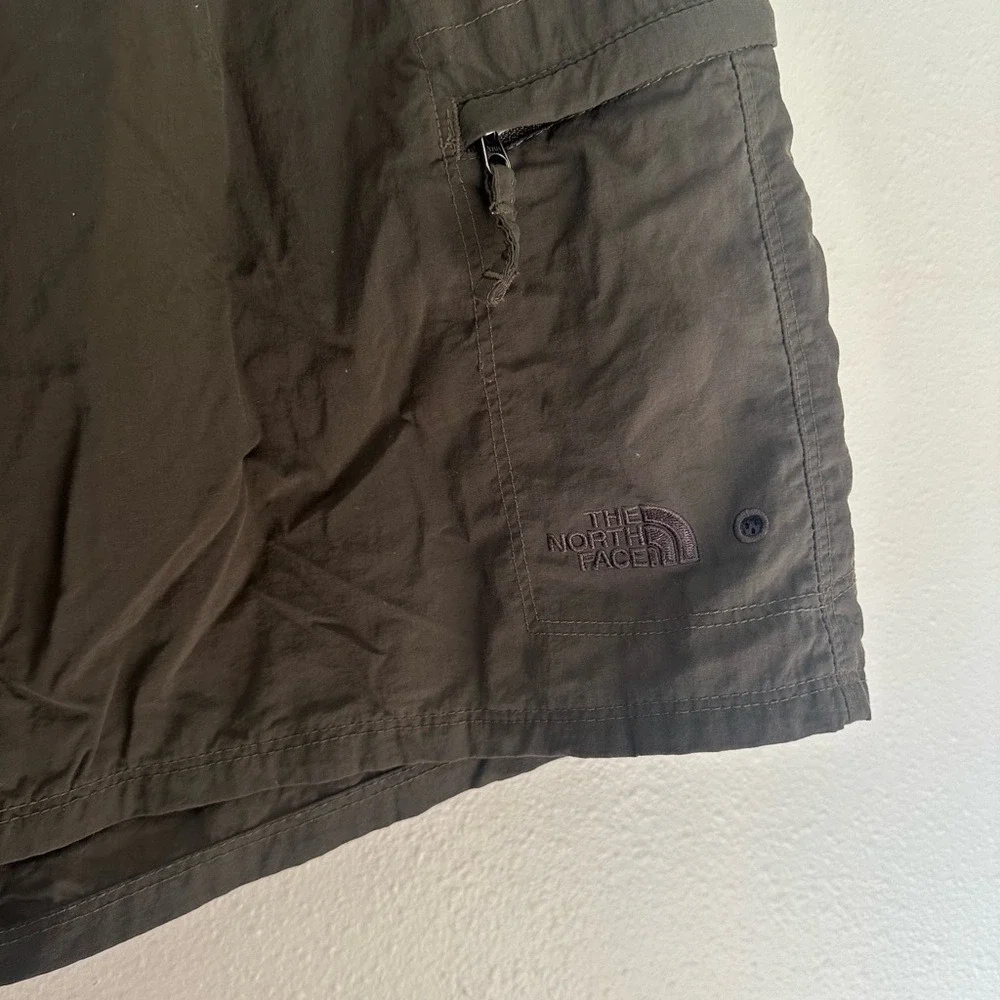 The North Face Granola Hiking Outdoor Men's Medium‎ Green Cargo Shorts